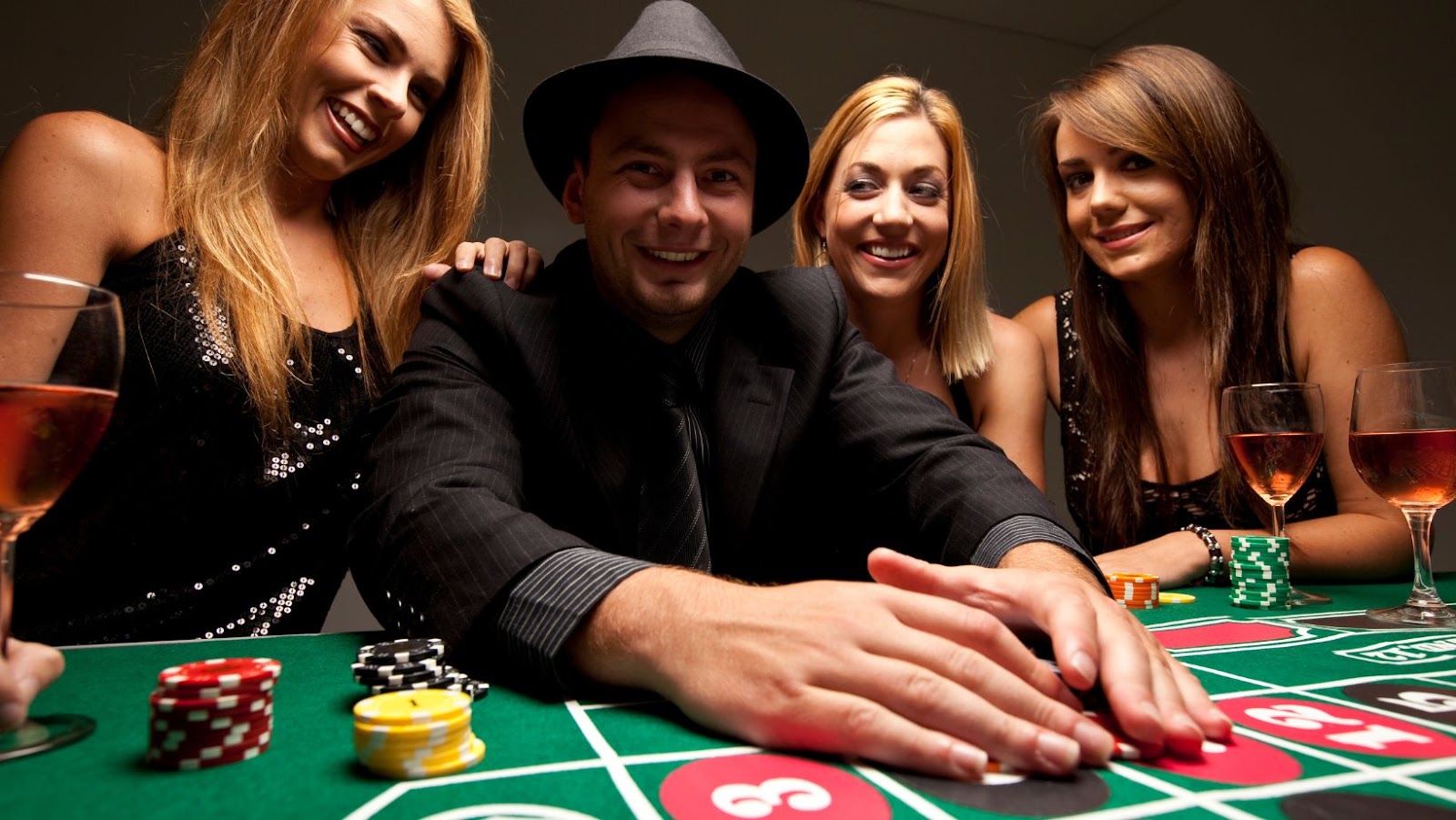 Gambling Without Regrets: A Guide to Responsible and Safe Gaming ...