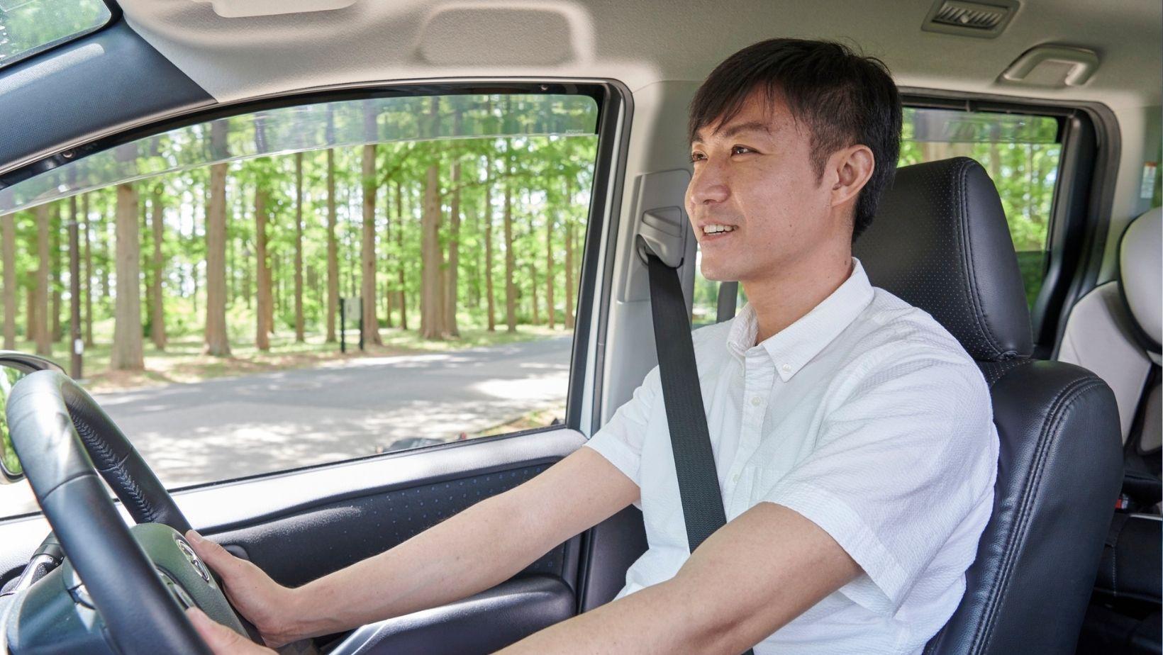 road safety tips new drivers, safe driving practices, beginner driver safety, driving safety guide, new driver tips, driving safety essentials, new driver accident prevention, road safety for beginners, safe driving strategies, beginner driver safety advice